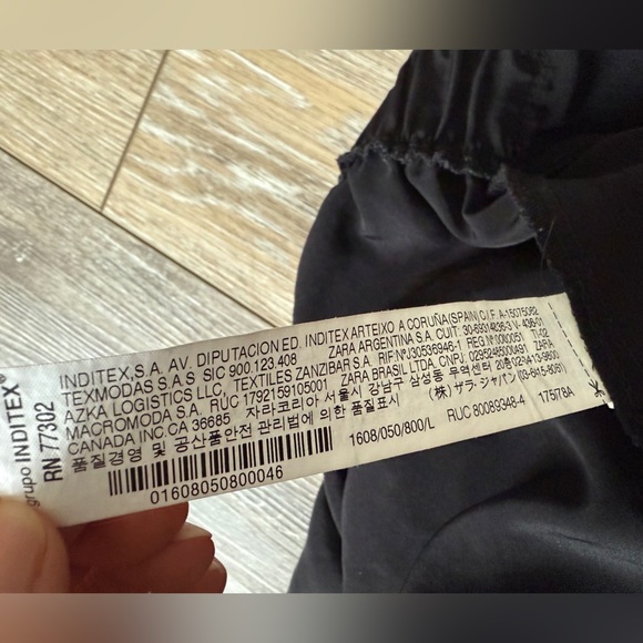 Zara Black cargo jogger Size Large with elastic back waist & ankles. - Picture 8 of 11